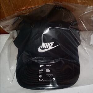 NIKE Rise Structured Trucker Cap Hat Black/White Size M/L Unisex FB5378-010 NEW